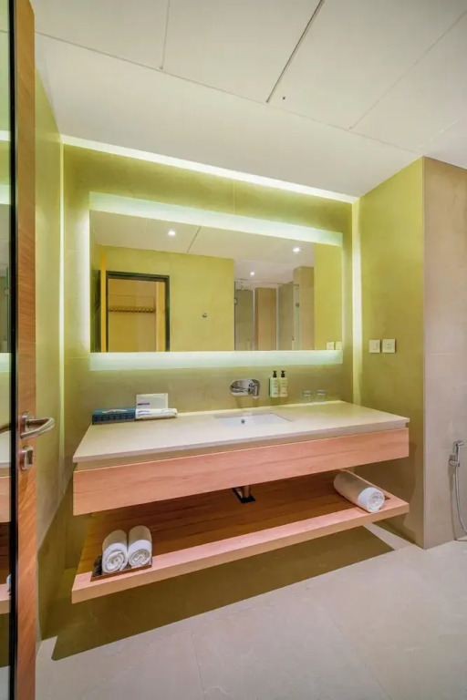 Sarovar Portico Sriperumbudur