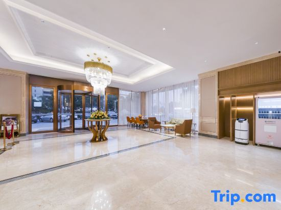 Vienna Hotel (Haian Chengdong Town Branch)