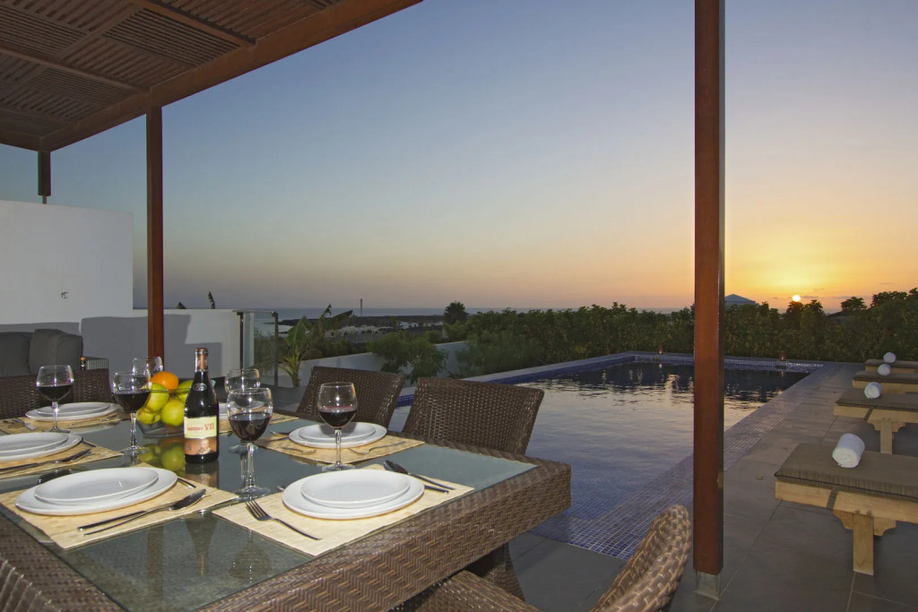 Ereza Hoopoe Villas
