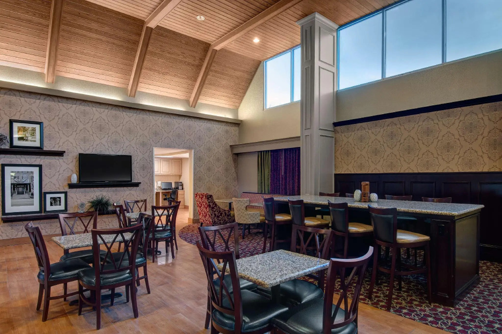 Hampton Inn & Suites Williamsburg-Richmond Road