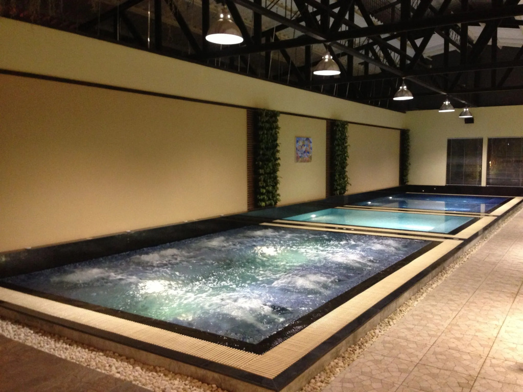 Siam Paradise Entertainment Complex