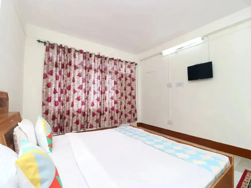 Cheerful Stay By OYO Rooms