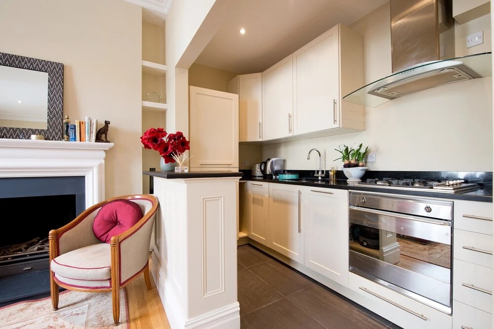1 Bedroom Apartment in Chelsea Accommodates 2