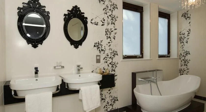 Oakwood House Hotel