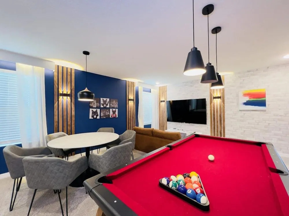 Brand New charming themed home near Disney