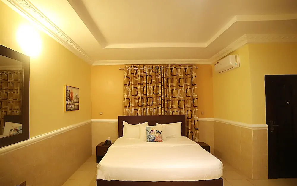 Ubiq Suites and Apartments - Abuja