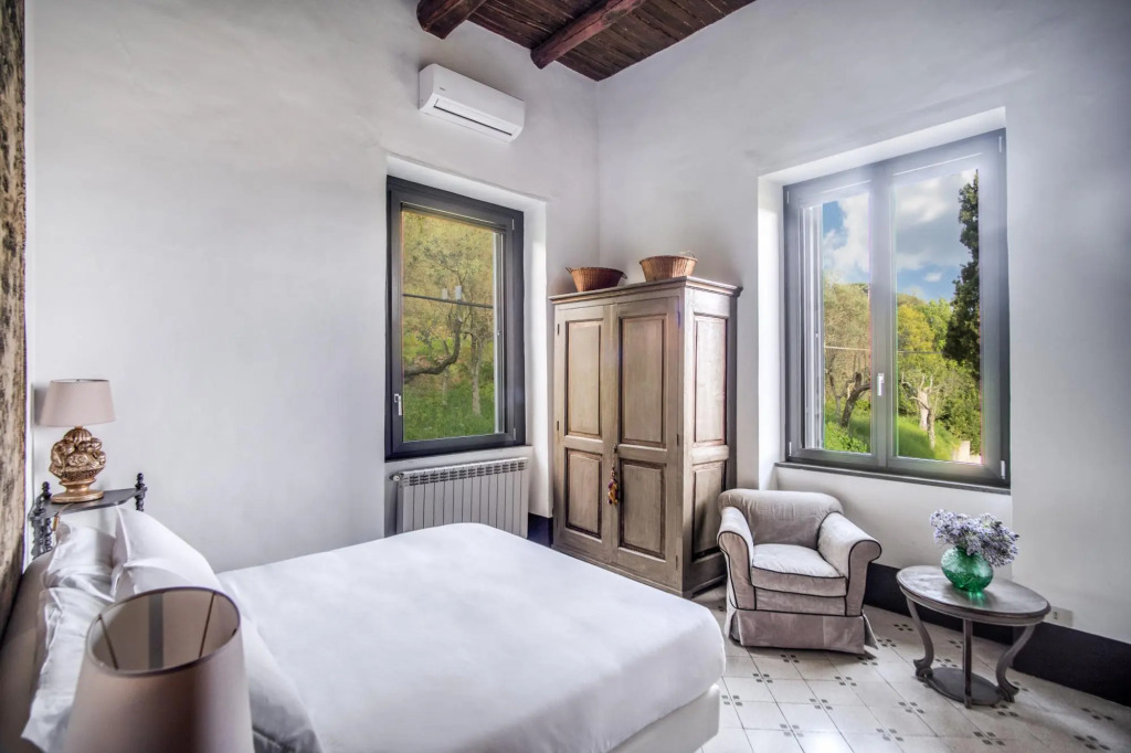 Villa Aragona Historic Villa with Views and Guest services by Feeling Italy