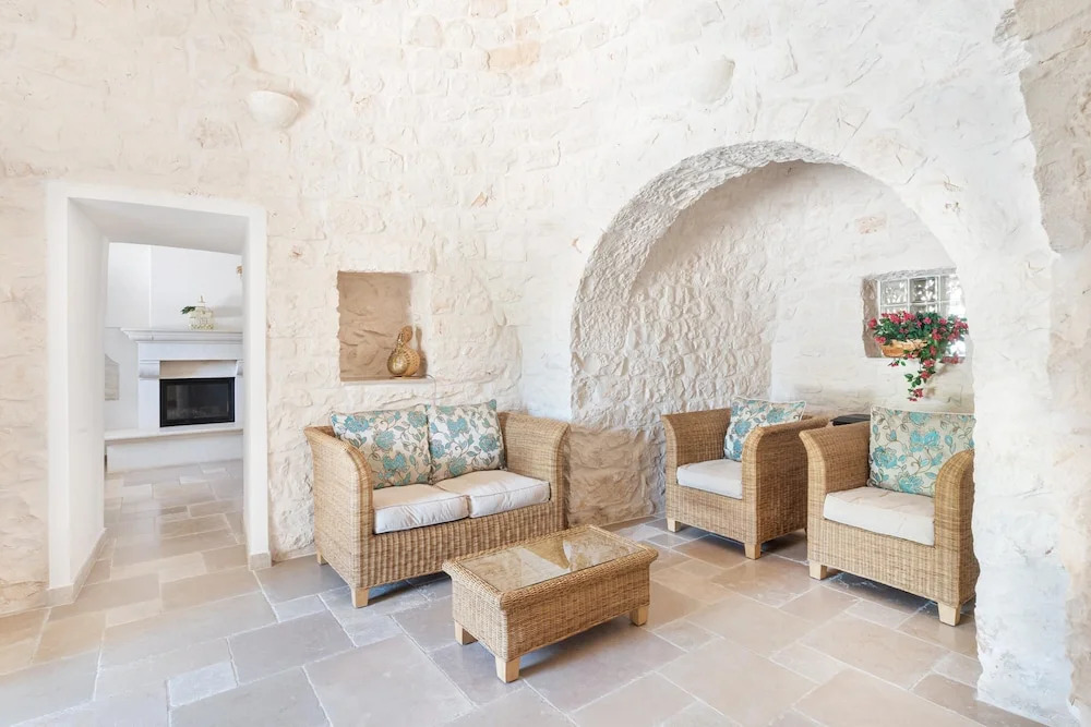 Donna Vincenza by Villa Experiences Puglia