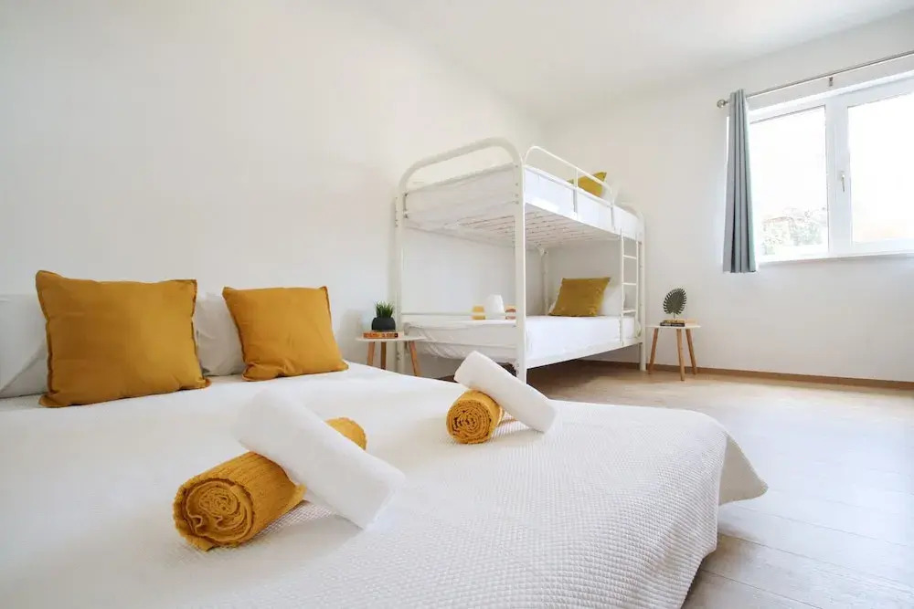 Villa Haven - com jacuzzi e BBQ em Lagoa
