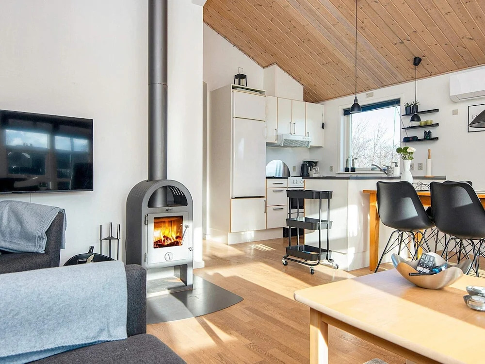 Three-Bedroom Holiday Home In Tarm