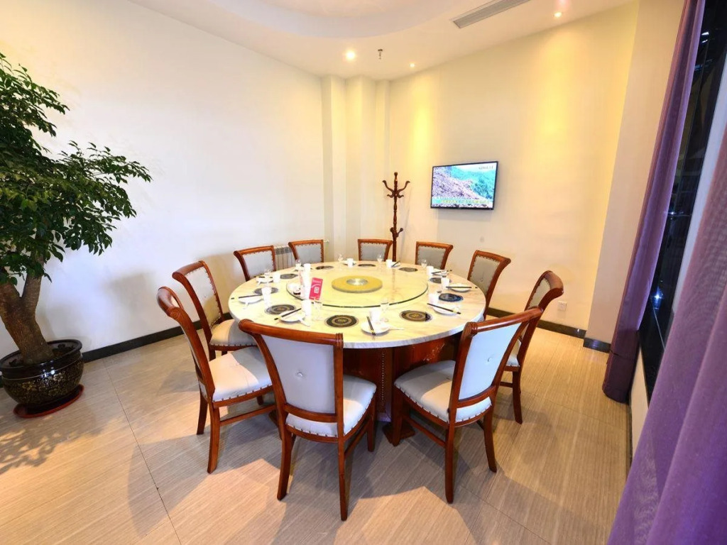 Qingdao Feitong Digital Hotel