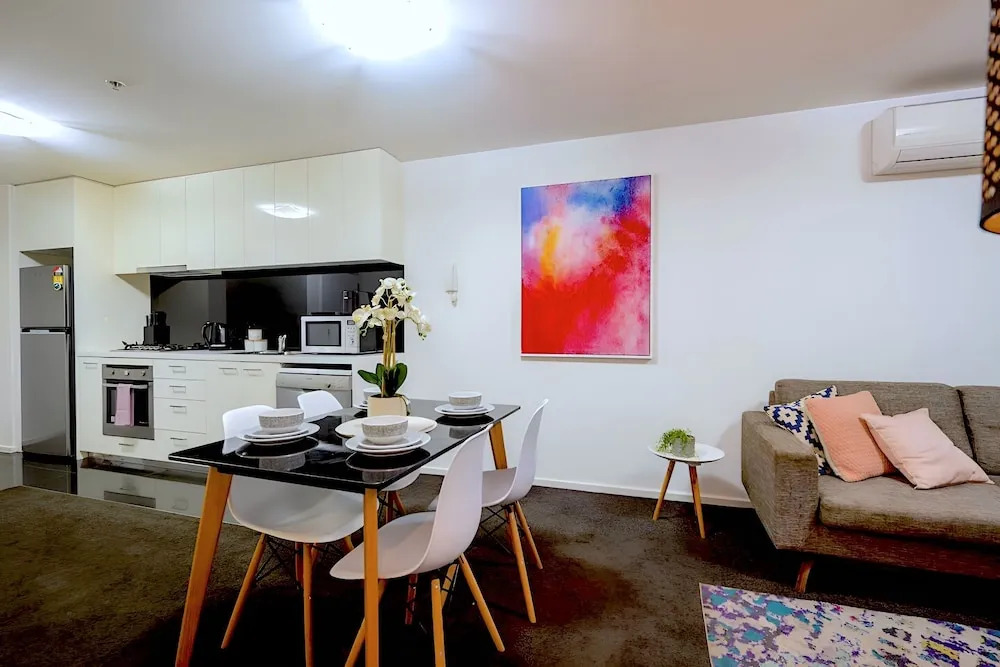 Mega Style Apartments Mainpoint