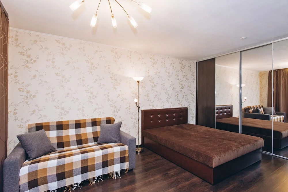Апартаменты Home-Hotel