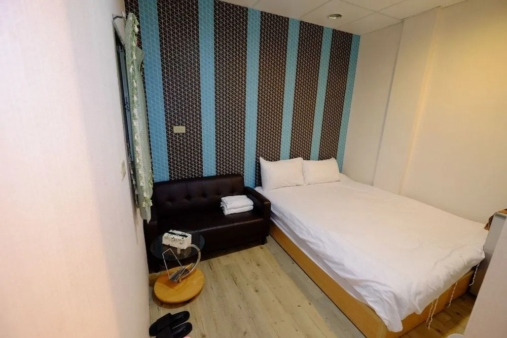 Taichung 213 corner homestay(臺中 213 角落民宿)