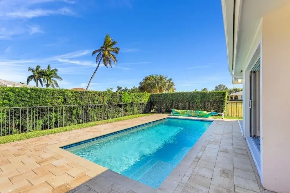 Century Dr. 385 Marco Island Vacation Rental 3 Bedroom Home by Redawning