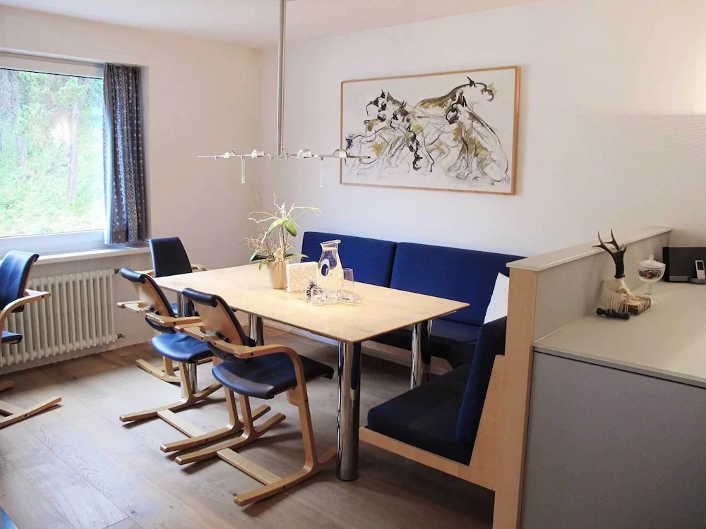 Luxurious And Beautifully Designed Apartment In Saint Moritz - Lets get Cosy