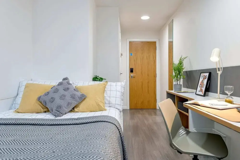 For Students Only Merlin Heights Leicester