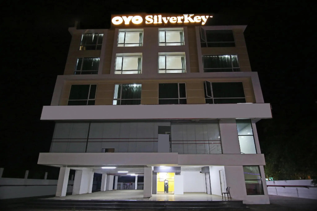 SilverKey Executive Stays 20018 D Square OMR
