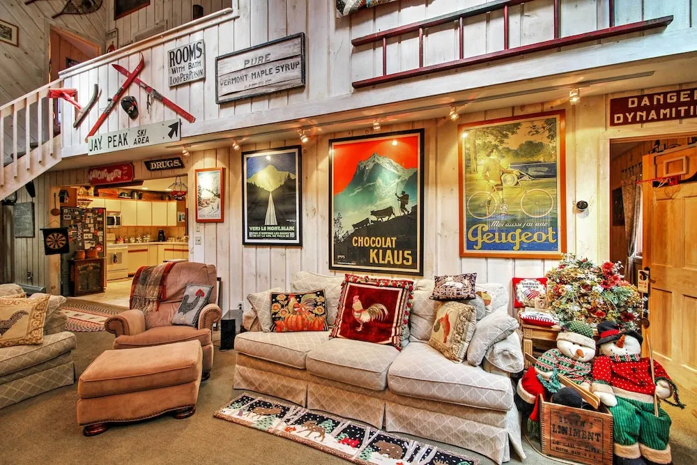 West Dover Vacation Rental w/ Hot Tub Near Mt Snow