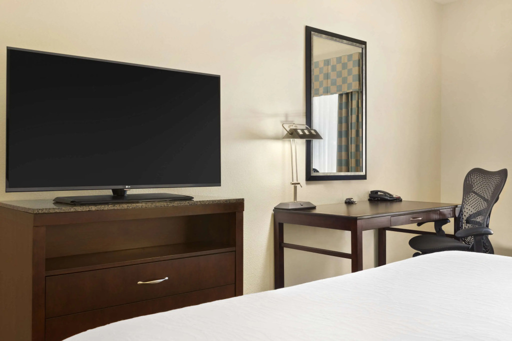 Hilton Garden Inn Winston-Salem/Hanes Mall