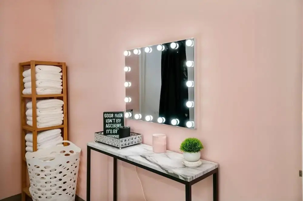 NEW 4 Bedroom Apt Near DT Walk to Restaurants
