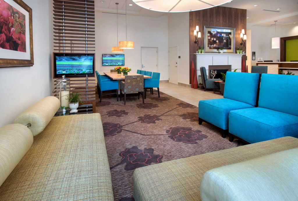 Hilton Garden Inn Chicago Downtown Riverwalk