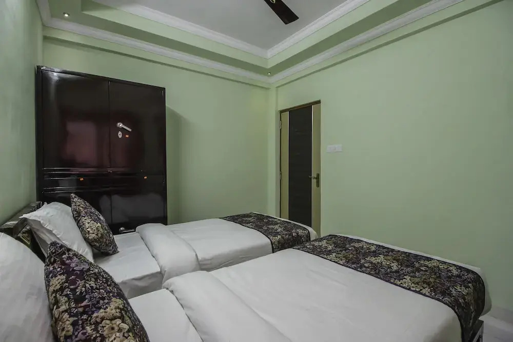 OYO 11074 Home 1BHK Green View Rajbagh Beach