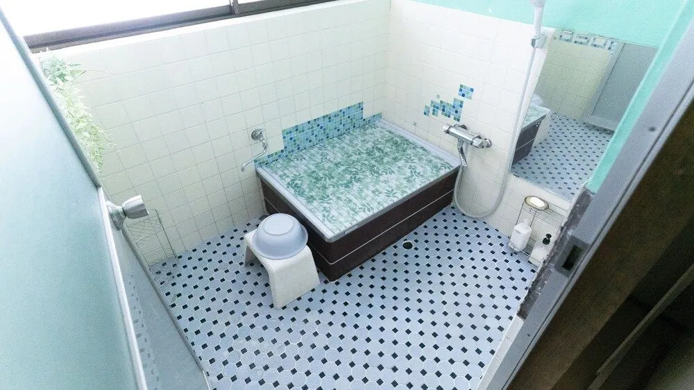Kusuburuhouse - Hostel