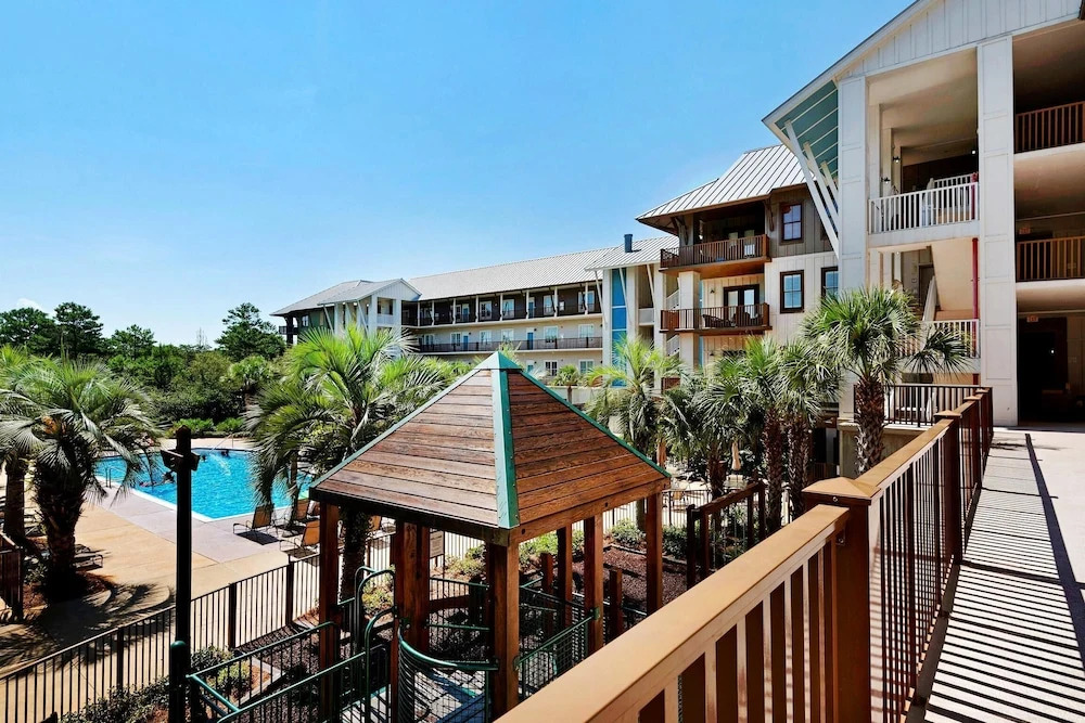 Redfish Village M2321- Changes in Latitude