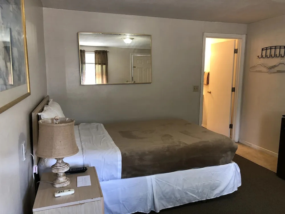 Atlantic Breeze Inn