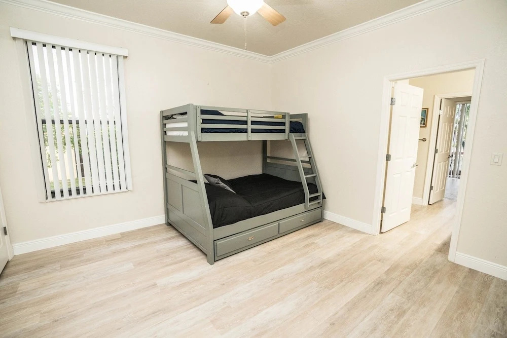 Apollos Anchor - 926 Golf Island Dr 5 Bedroom Home