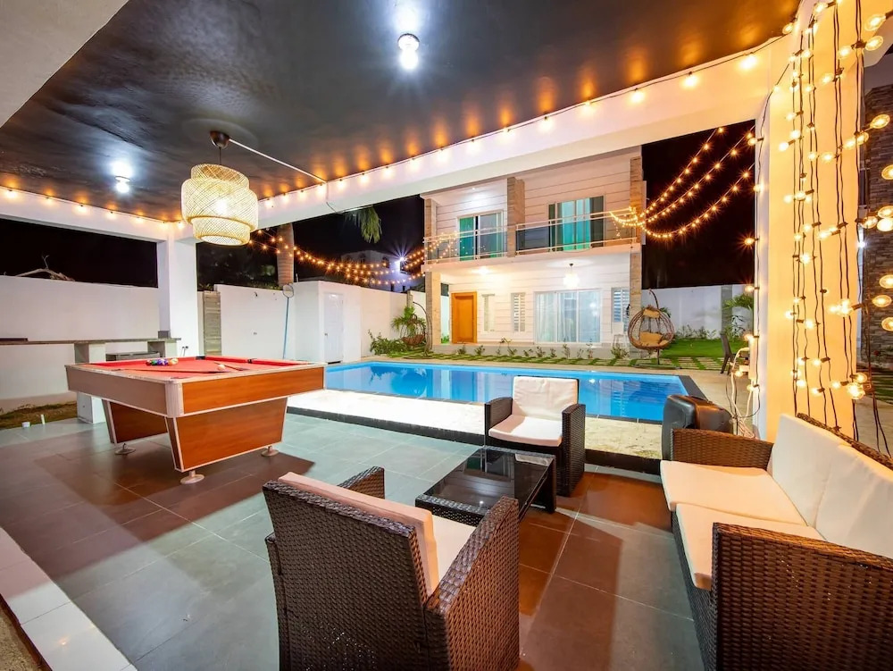 8br Private Villa In Sosa - 2 Mins From Nightlife