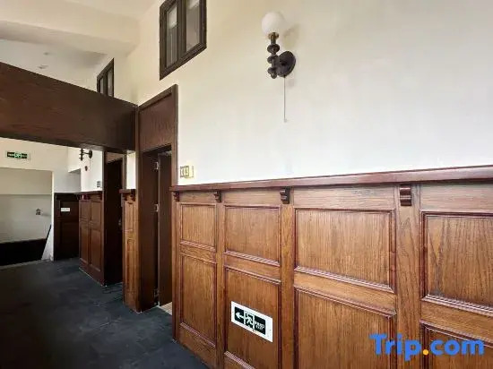 Tuxin Homestay (Chongqing Jindaoxia Pianyan Ancient Town)