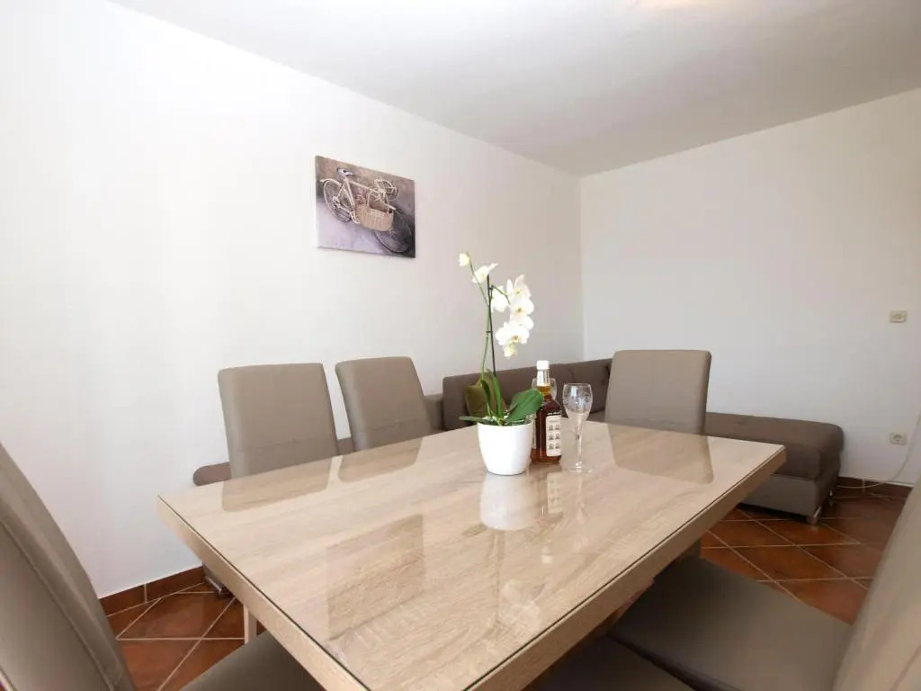 Apartments Sandra 1335