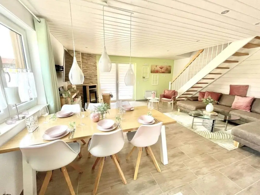 Meadow Piece of Modern Retreat