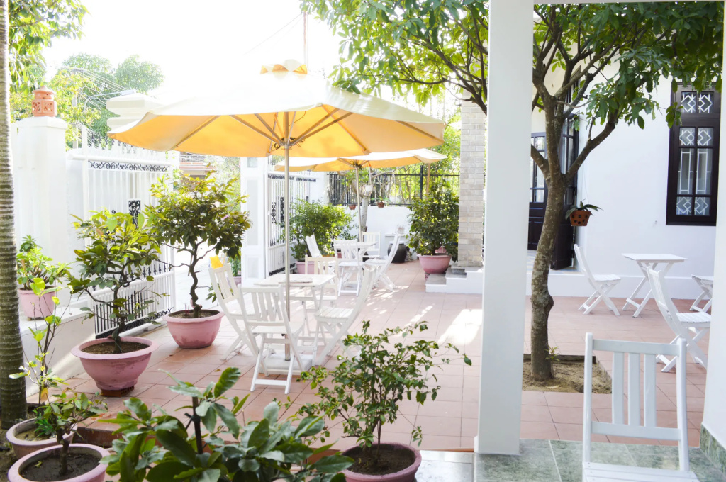 Halo Homestay