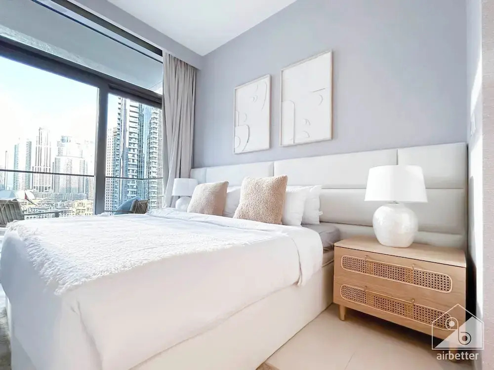 Luxurious 4B Balcony & Views Burjcrown Downtown