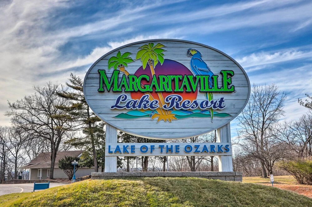 Group Friendly! Lake-view Margaritaville Retreat