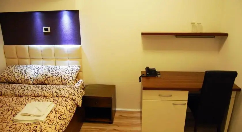 Hotel Vila F