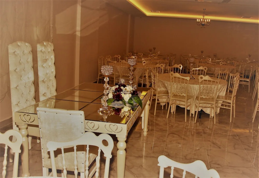 Ereza Otel