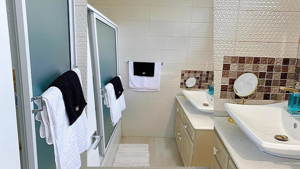 Attalia Villa 5-bed in Runaway Bay Near Ocho Rios