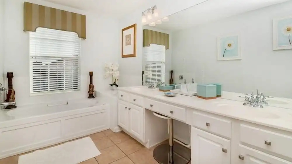 Stunning 6 Bedroom Pool Home in Windsor Hills Resort