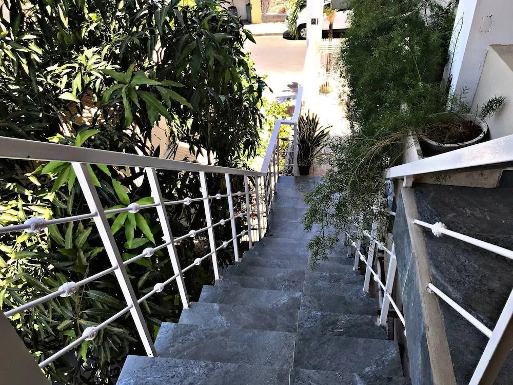 Fully Equipped New 2br Apt-dt2mins To The Beach