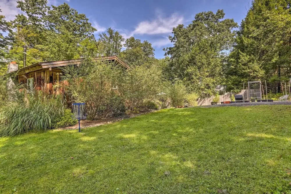 High Falls Restorative Cabin in the Woods!