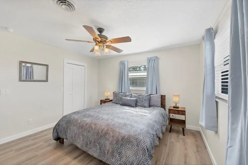 Ga1975 2 Bedroom Home