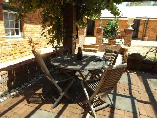 Courtyard Faversham House