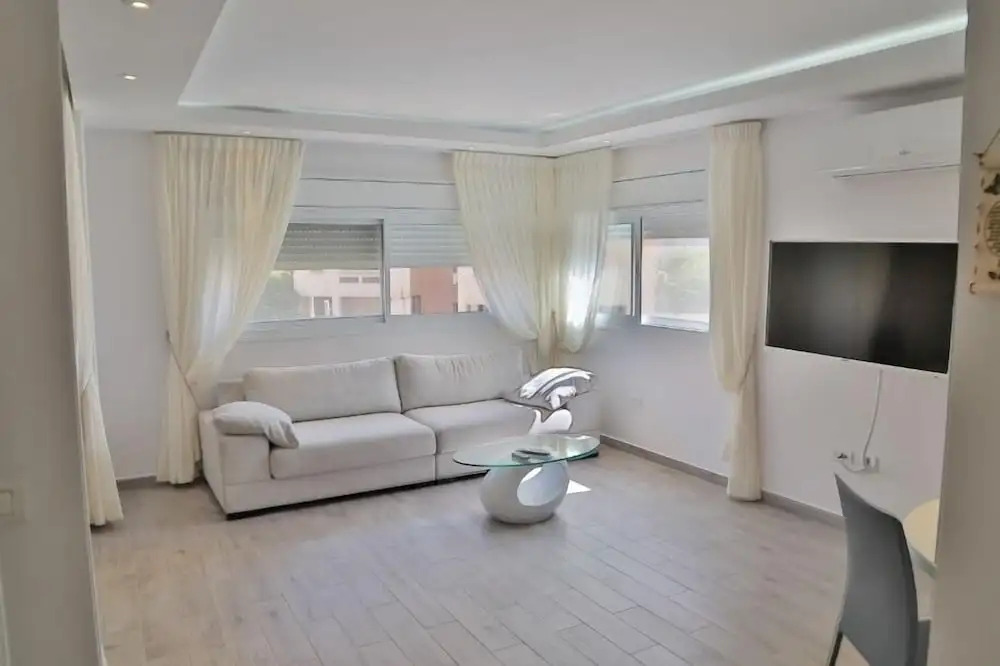 The Seasons Beach Design Studio Sea View