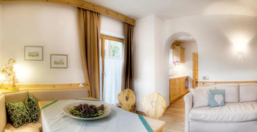 Family and Wellness Residence Ciasa Antersies