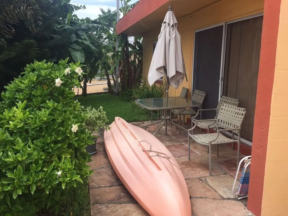 Sea Jay Motel and Marina