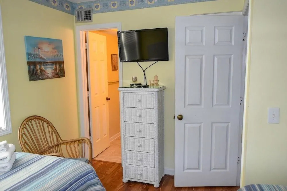 Palmetto Dunes Condominium 205 - 3 Br Condo